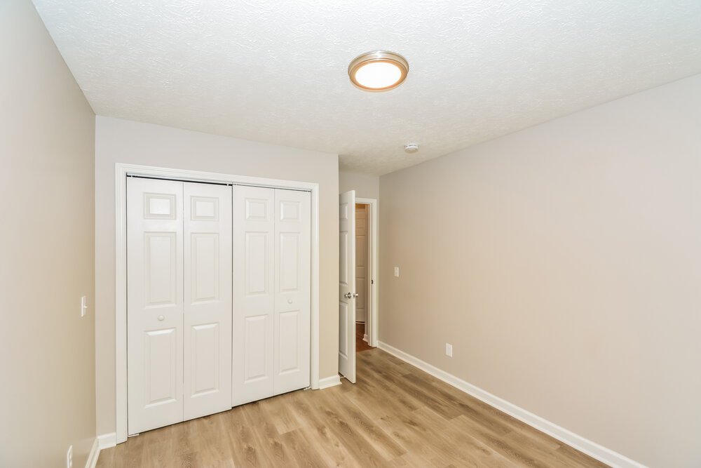 3-Bed Rental on 7660 S Swift photo 14