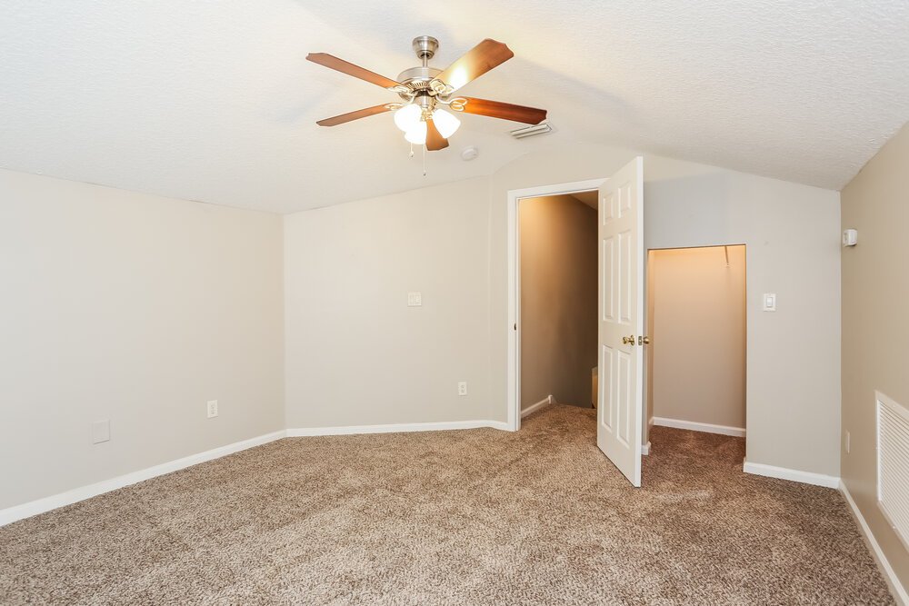4-Bed Rental on 741 Indigo Run photo 14