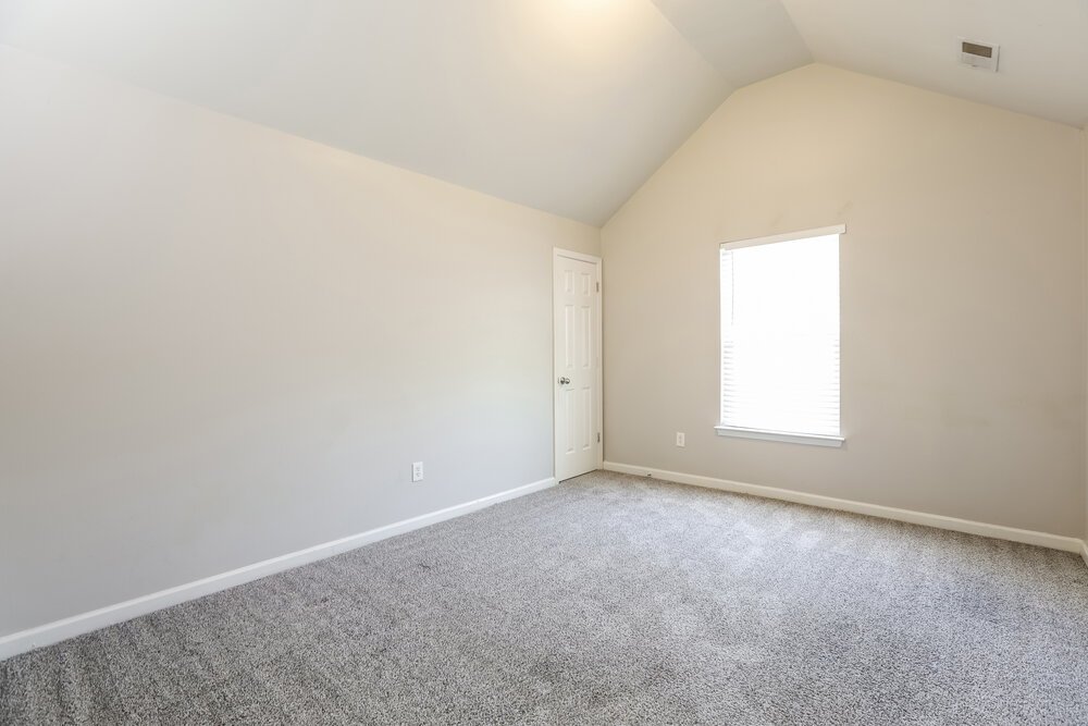 4-Bed Rental on 3112 Berthas Overlook photo 14