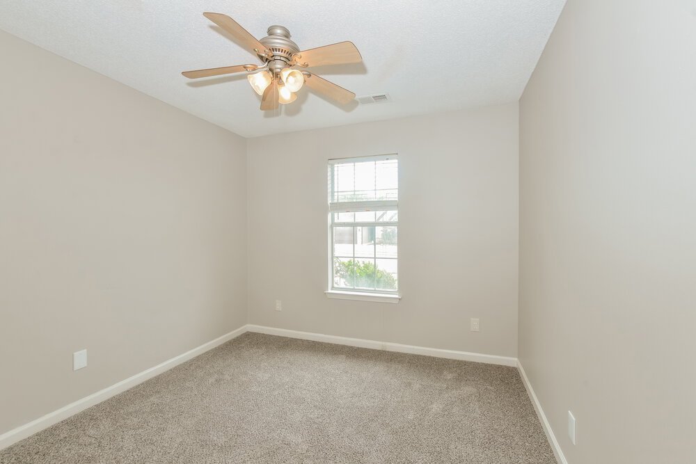 3-Bed Rental on 6967 Naples Dr photo 14