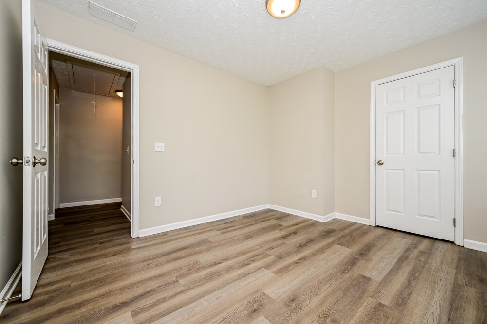 3-Bed Rental on 10 Dearing Cove photo 14