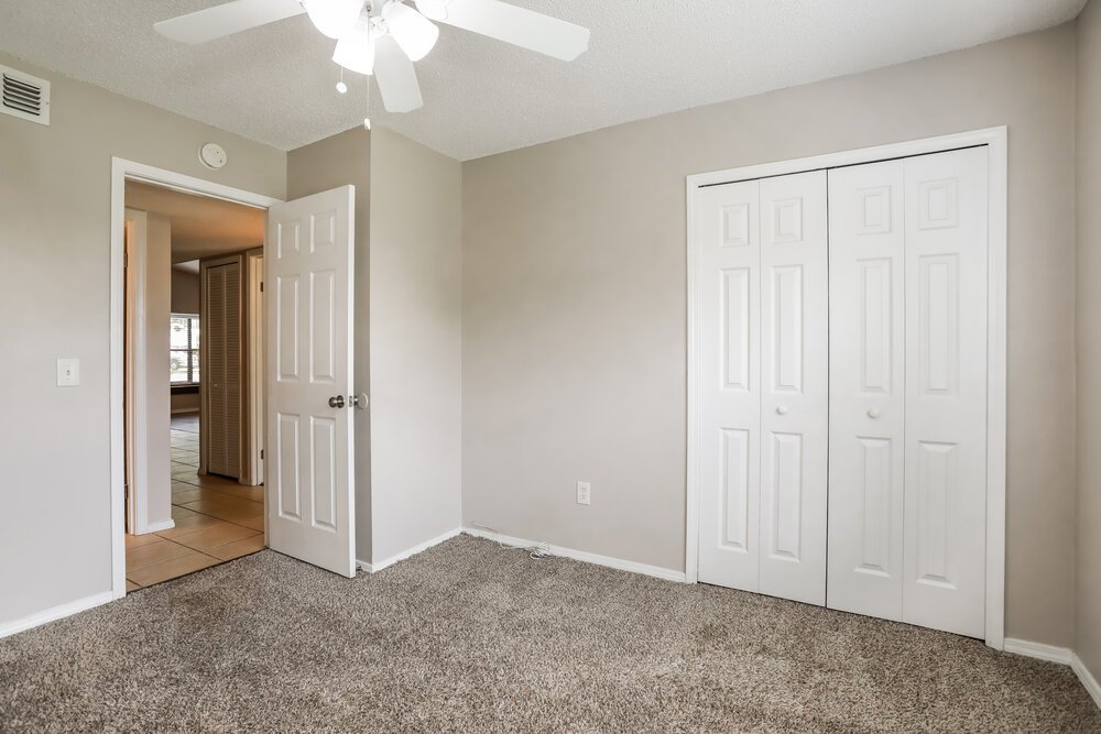 3-Bed Rental on 805 Elmwood St photo 14
