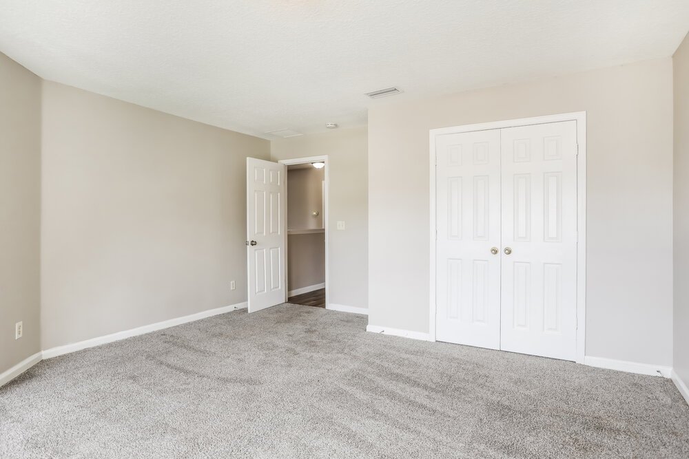 4-Bed Rental on 7242 Rampart Ridge photo 14