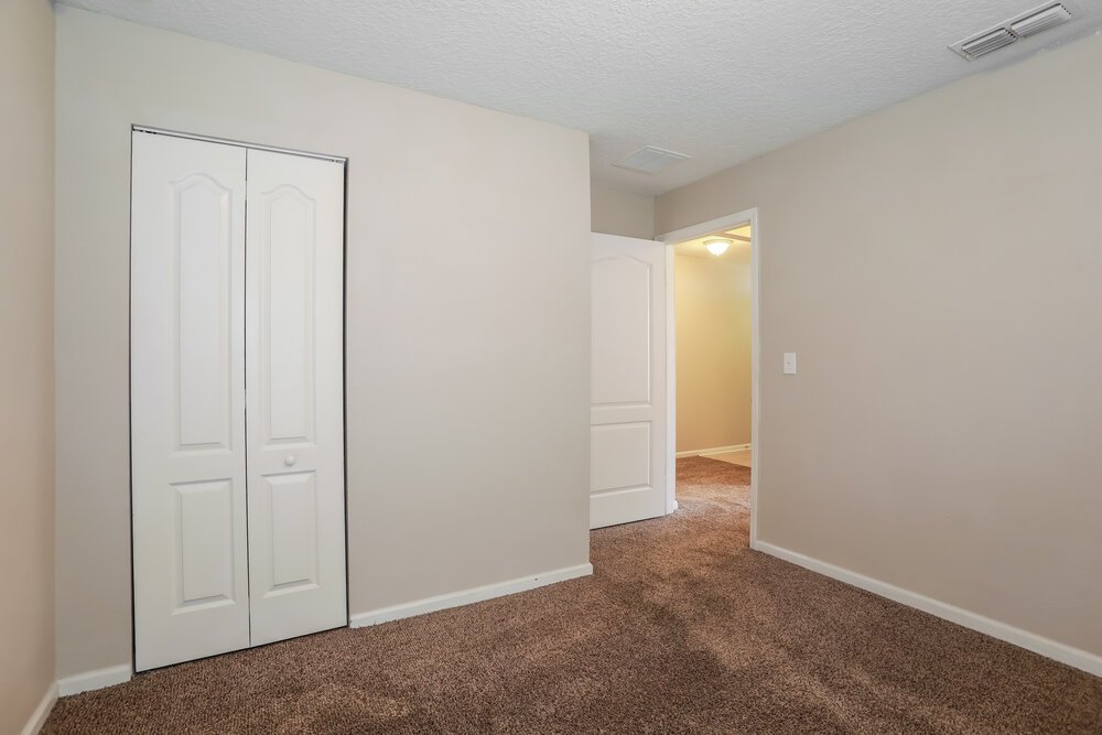 4-Bed Rental on 3251 Canyon Falls photo 14