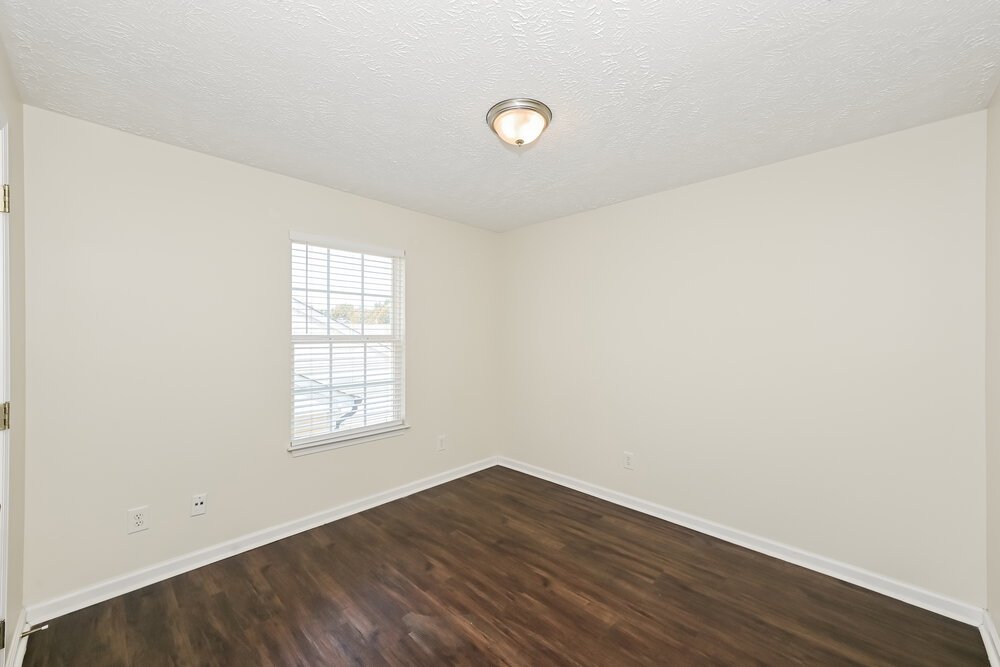 3-Bed Rental on 305 Indian Park photo 14