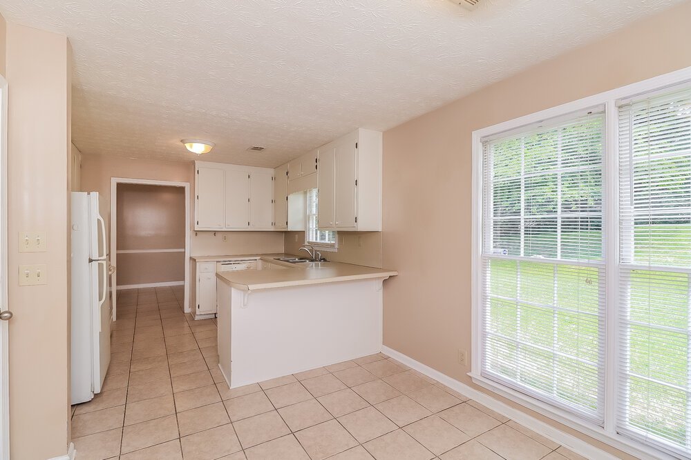 3-Bed Rental on 3935 Willowmeade Drive photo 14