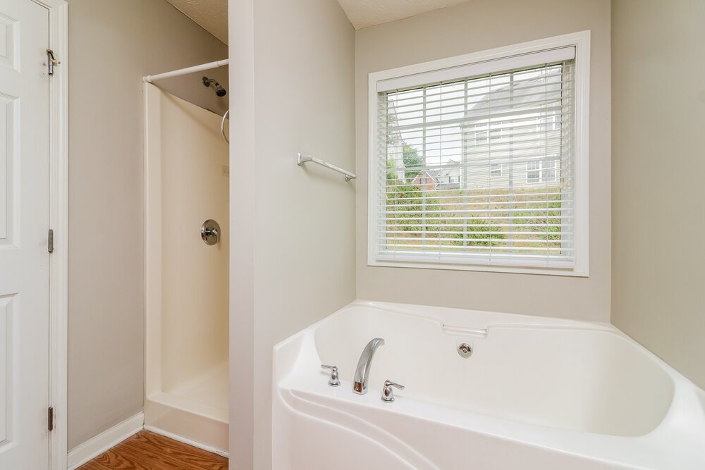 3-Bed Rental on 226 Overlook Ct photo 14