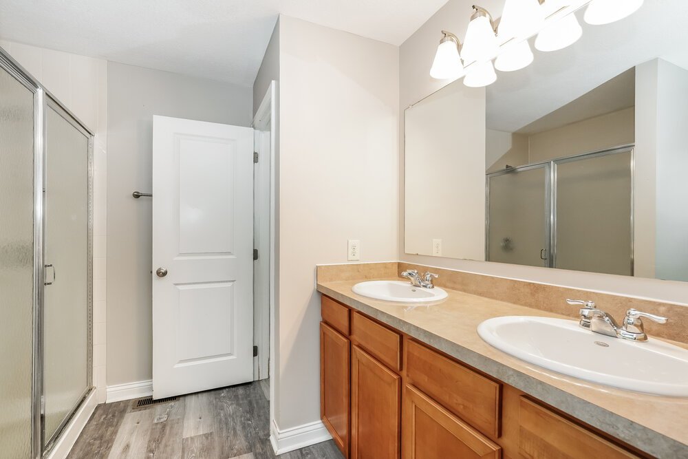 4-Bed Rental on 1132 Sandbar Dr photo 14