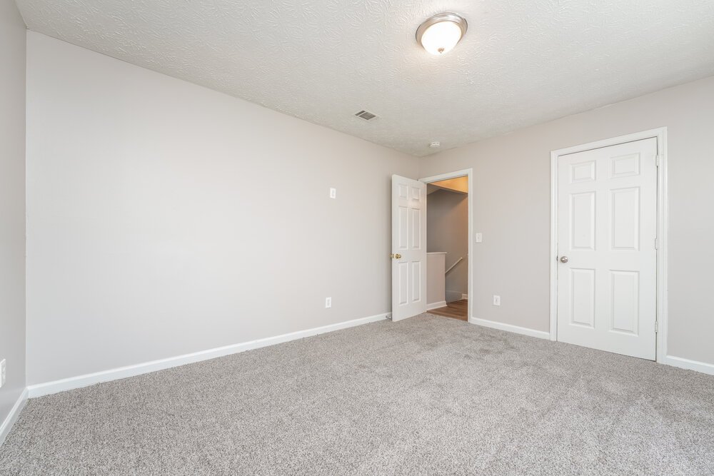 4-Bed Rental on 4955 Windsor Downs photo 14