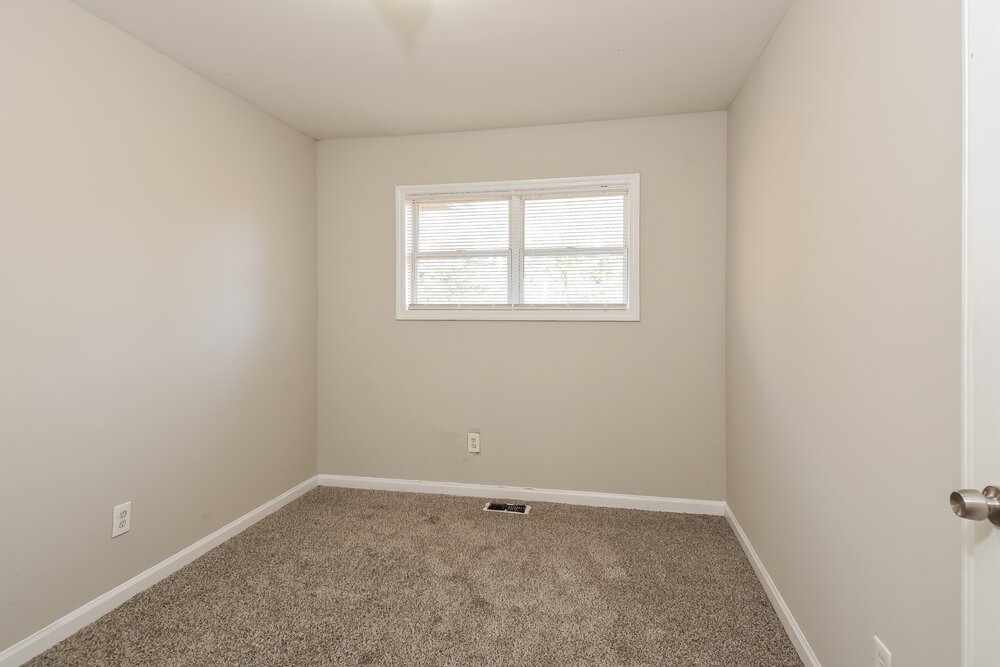3-Bed Rental on 5734 Amalfi Way photo 14