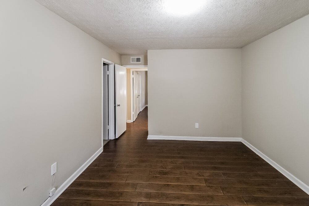 3-Bed Rental on 119 Richard Way photo 14