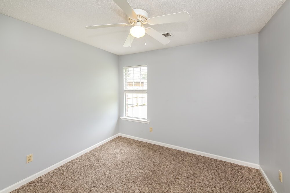 3-Bed Rental on 11203 Cashmere Wood photo 14