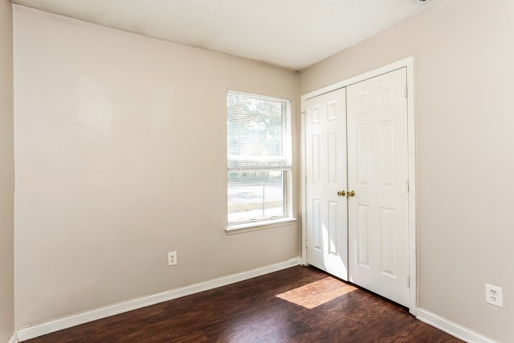 3-Bed Rental on 2268 W 44th photo 14