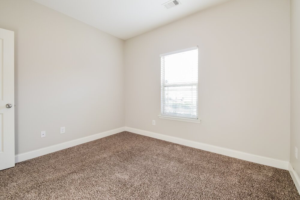 3-Bed Rental on 547 Joneus Drive photo 14