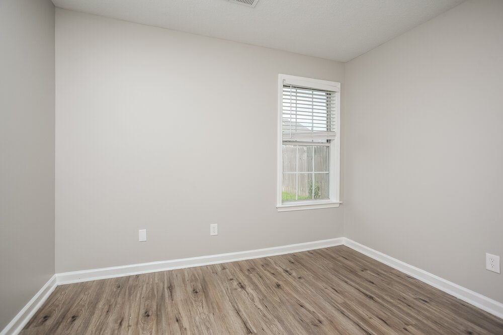 4-Bed Rental on 1531 Carlton Ridge photo 14