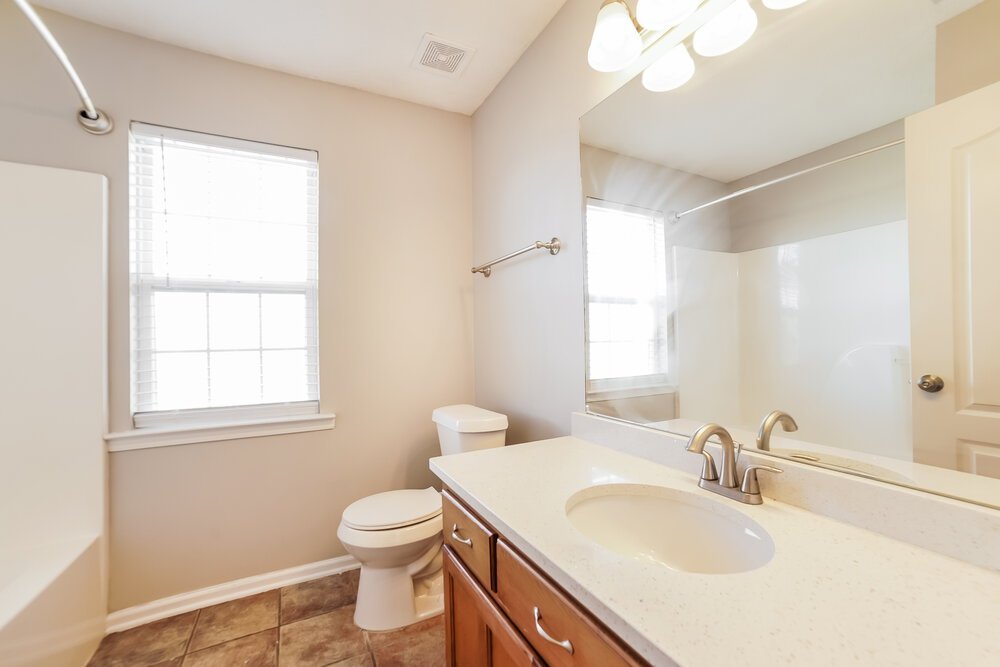 3-Bed Rental on 2221 Linda Shore photo 15