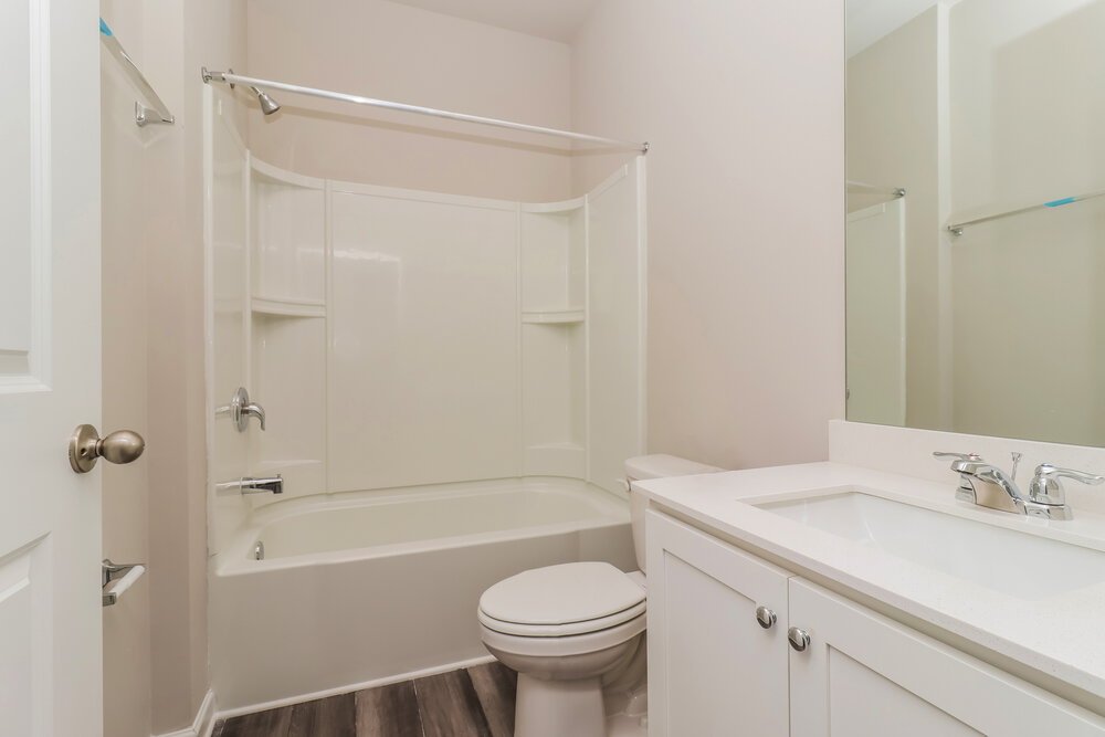 5-Bed Rental on 506 Knightsbridge Lane photo 15