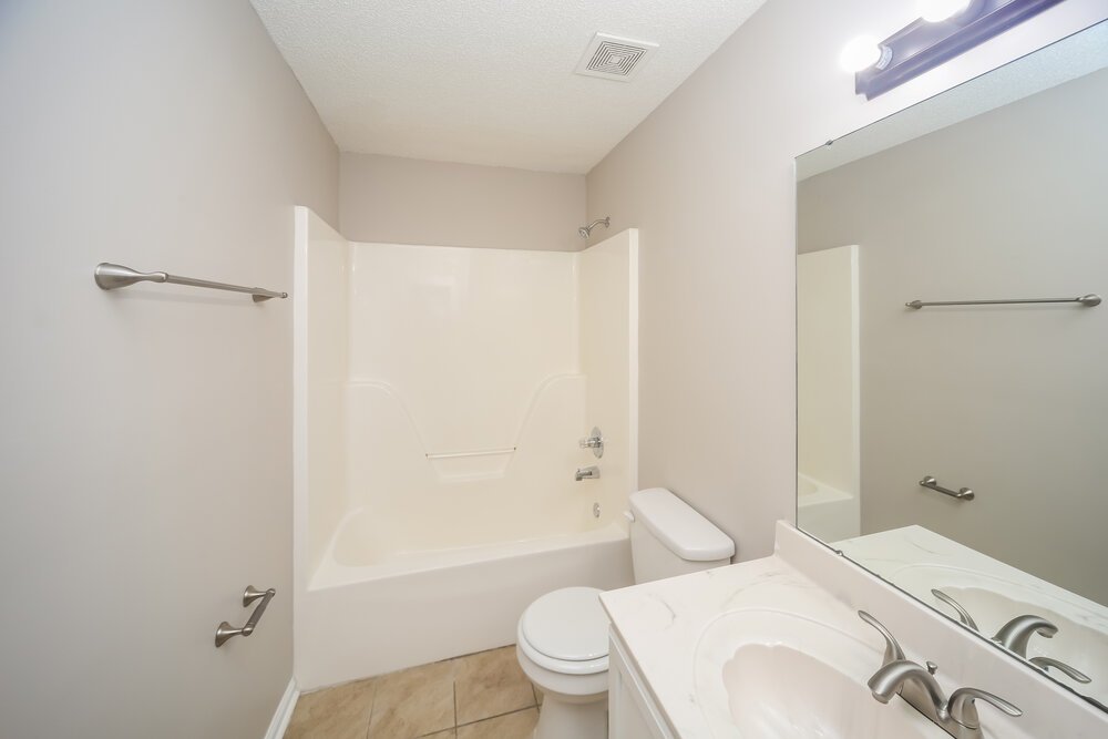 4-Bed Rental on 7228 Hunters Horn photo 15