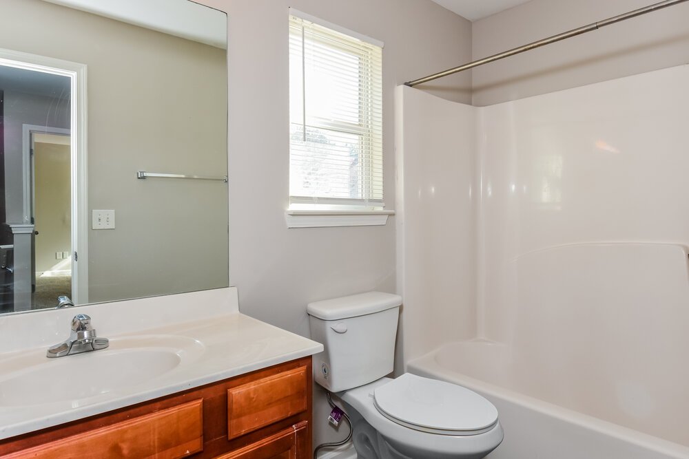 5-Bed Rental on 250 Alamosa Path photo 15