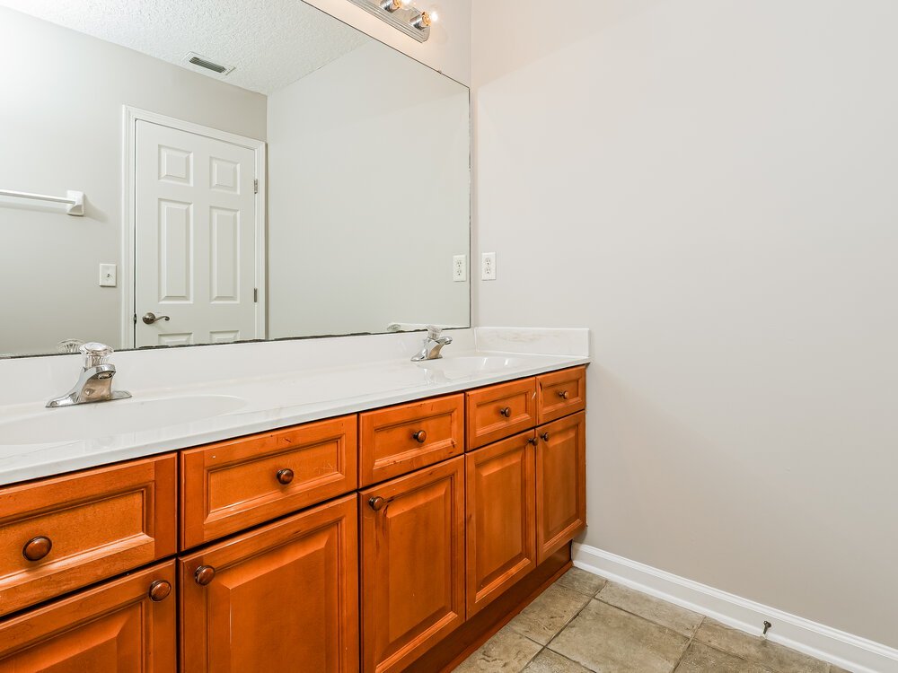 4-Bed Rental on 6267 Pendragon Pl photo 15