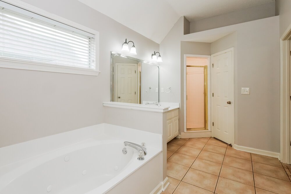 3-Bed Rental on 6658 Raner Cv photo 15