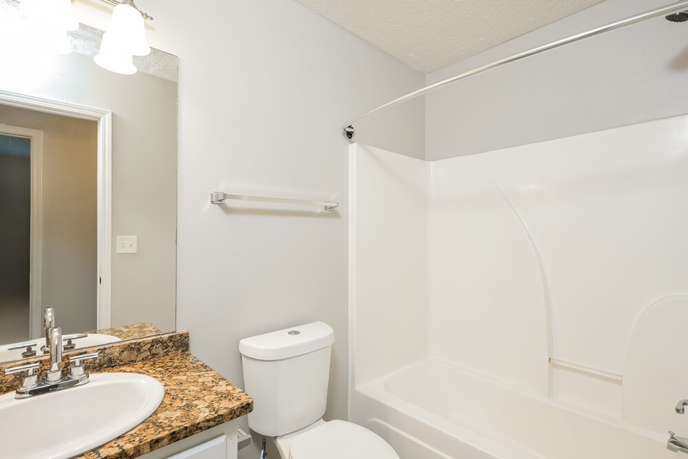 3-Bed Rental on 172 Williamsburg Way photo 15