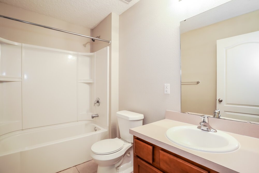 4-Bed Rental on 3251 Canyon Falls photo 15