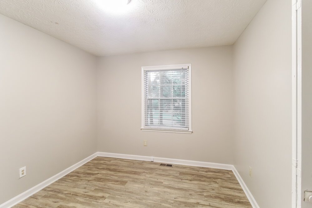 3-Bed Rental on 2495 Zane Drive photo 15