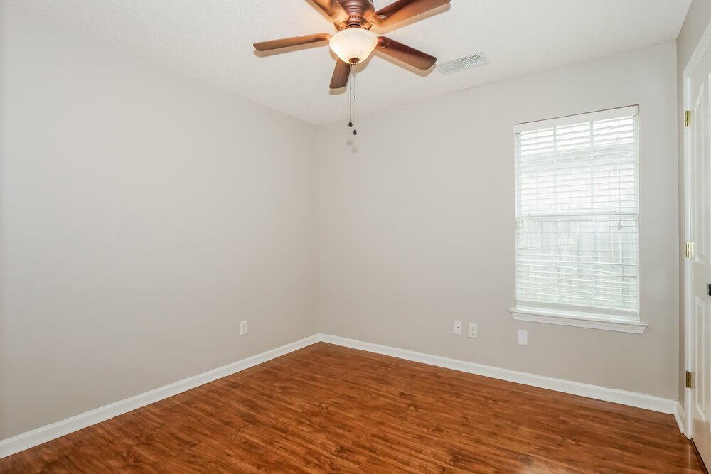 3-Bed Rental on 1596 Far Dr photo 15