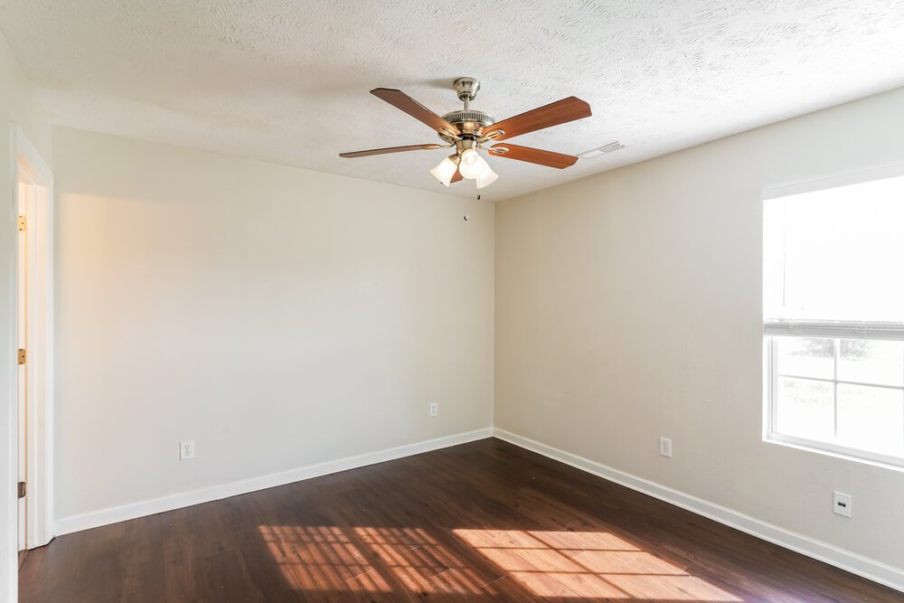 3-Bed Rental on 1533 Passage Dr photo 15