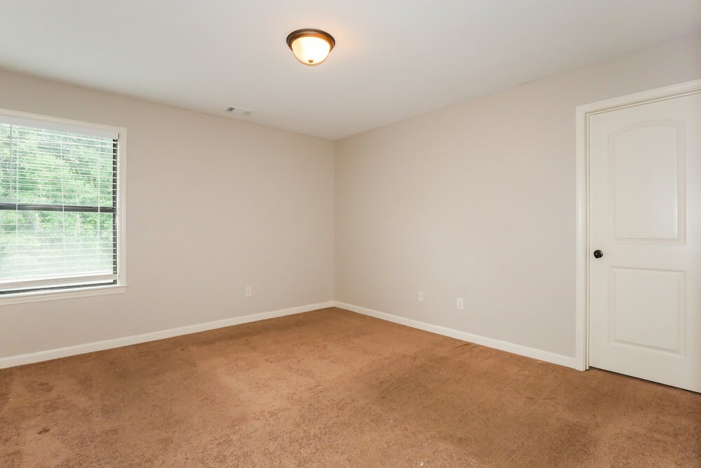 4-Bed Rental on 65 Ridgefield Dr photo 15