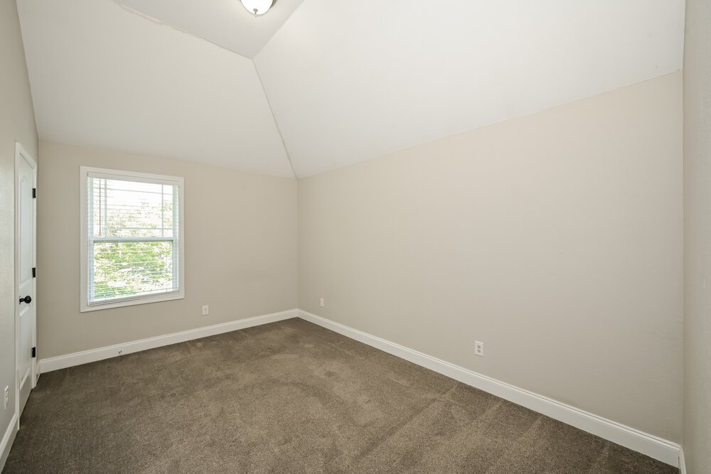 4-Bed Rental on 1217 Catawba Way photo 15