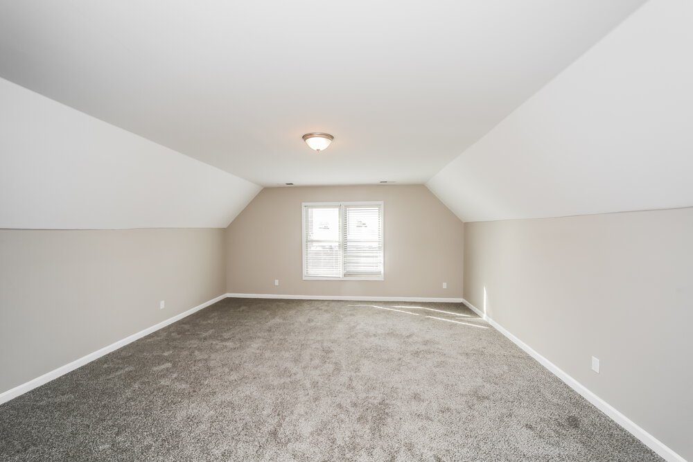 5-Bed Rental on 9347 Helmsley Dr photo 15