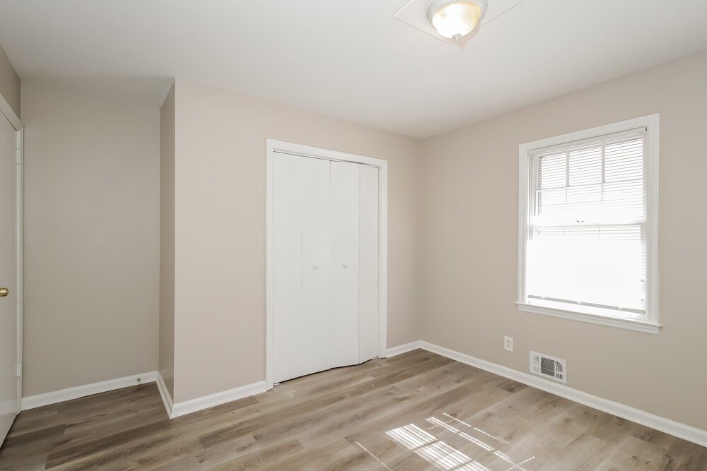 3-Bed Rental on 3276 Elm St photo 15