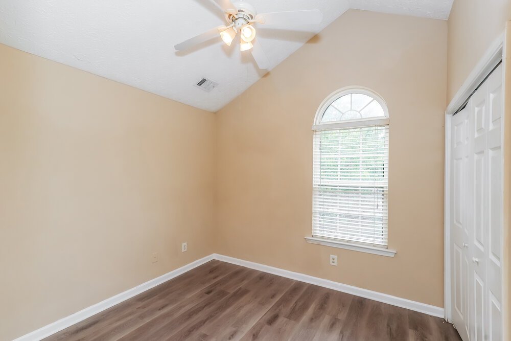 3-Bed Rental on 252 Prescott Ct photo 15