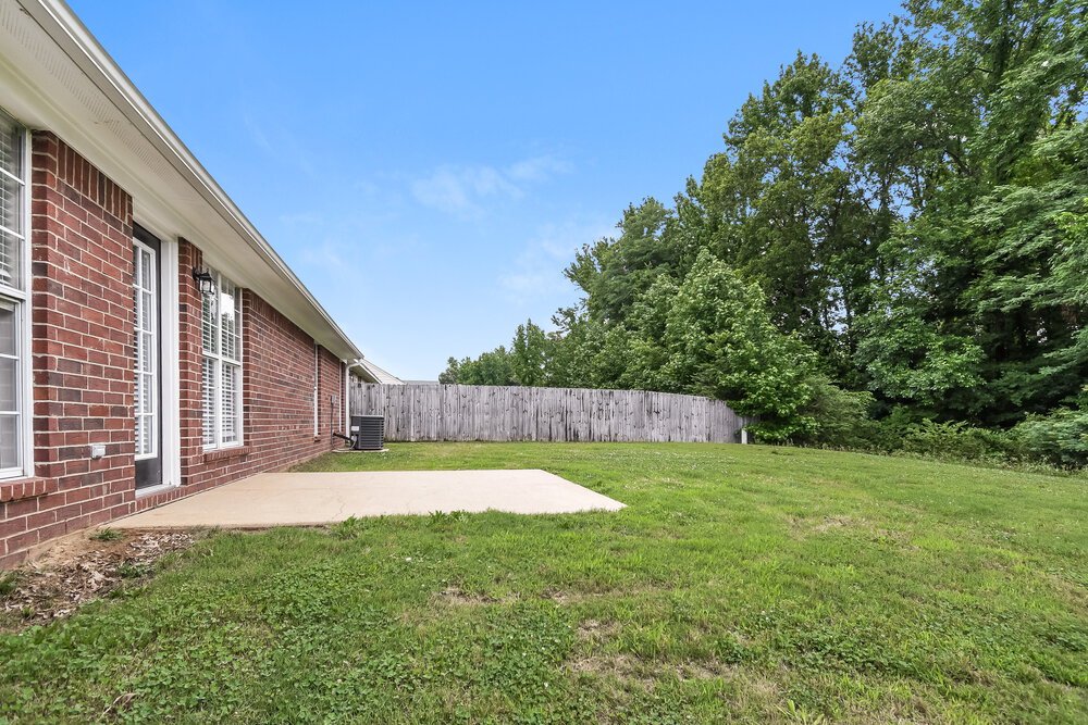 3-Bed Rental on 8274 Park Pike photo 15