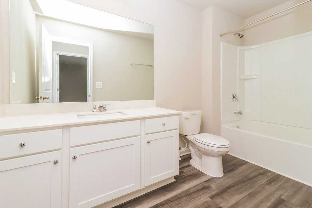 5-Bed Rental on 506 Knightsbridge Lane photo 16