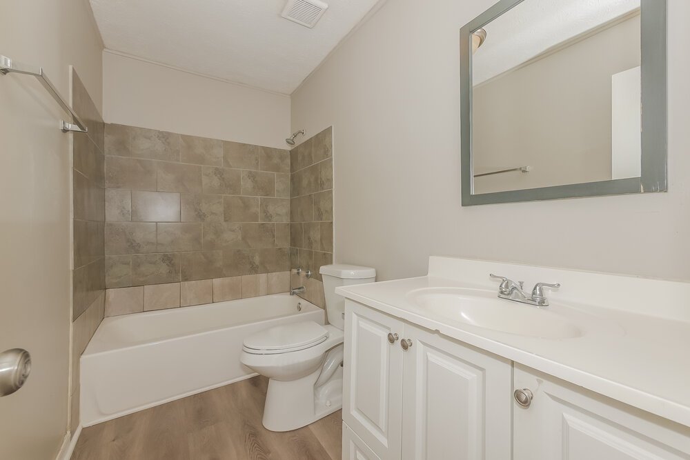 3-Bed Rental on 4522 Doral Dr photo 16