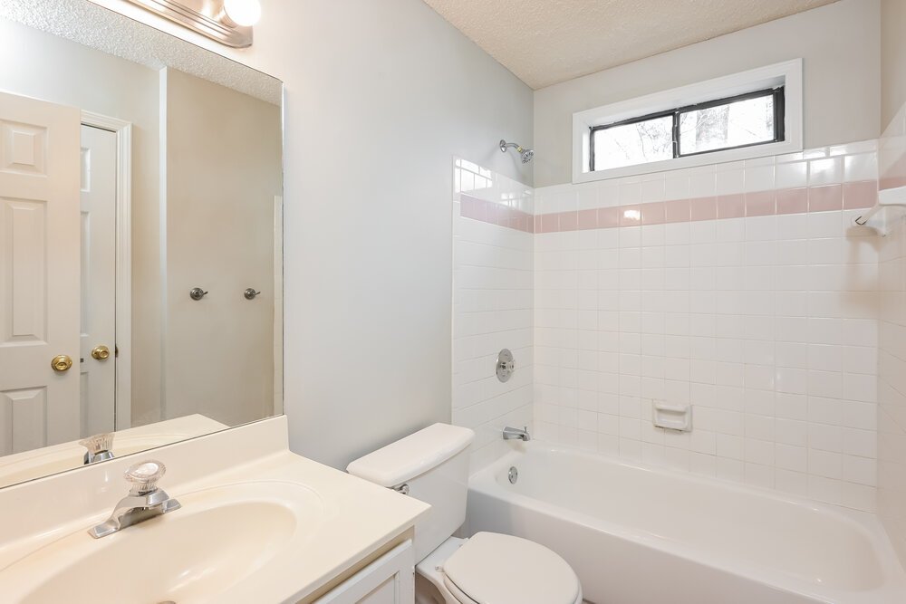 5-Bed Rental on 1952 Mcadoo Ct photo 16