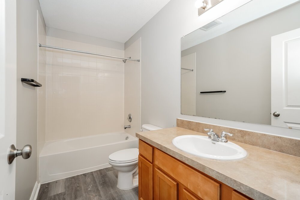 4-Bed Rental on 1132 Sandbar Dr photo 16