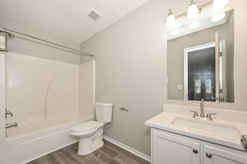 4-Bed Rental on 807 General Barksdale photo 16