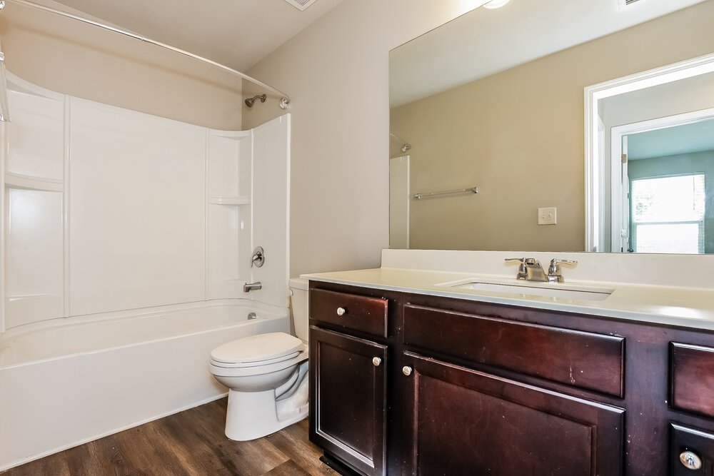 5-Bed Rental on 3740 Newbury Place photo 16