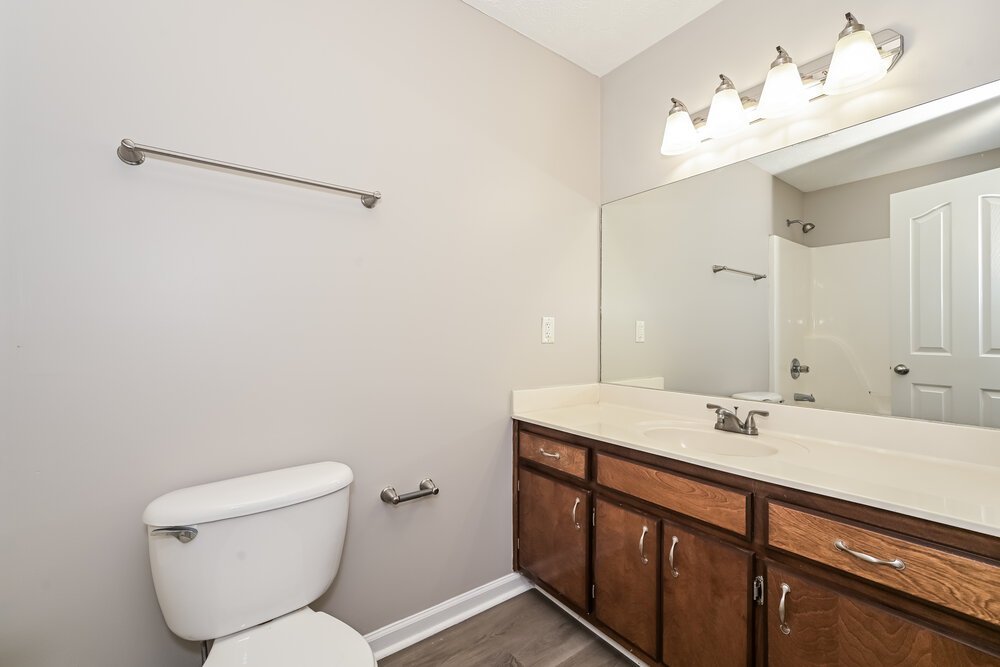 4-Bed Rental on 2834 Wellington Pl photo 16
