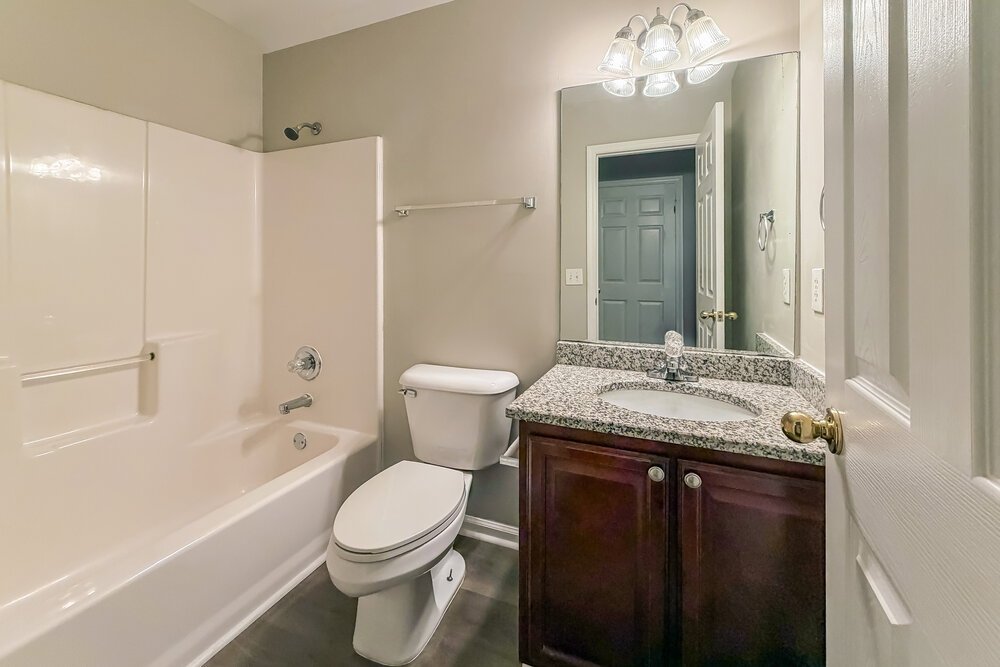 4-Bed Rental on 100 Homestead Ln photo 16