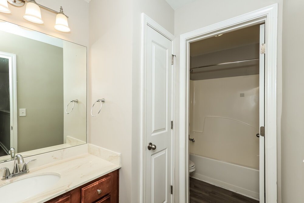 4-Bed Rental on 117 Worthing Ln photo 16