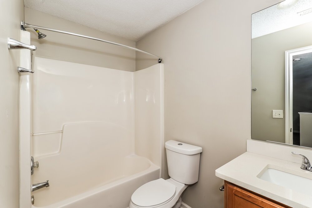 3-Bed Rental on 214 Ben Ln photo 16