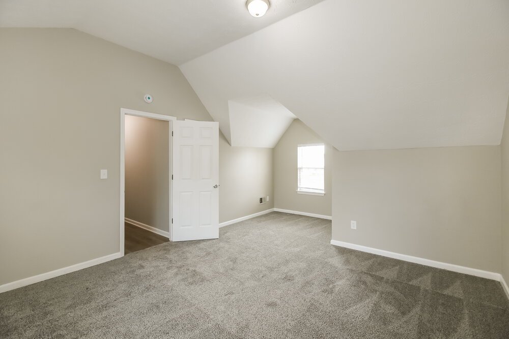 4-Bed Rental on 80 Greenway Dr photo 16