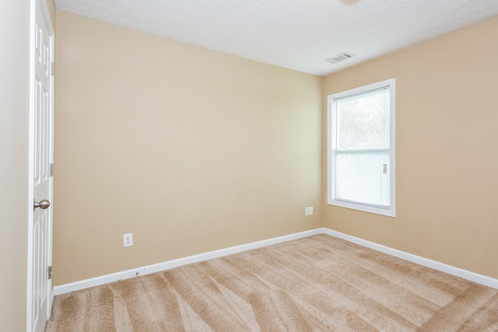 3-Bed Rental on 206 Winterbury Dr photo 16