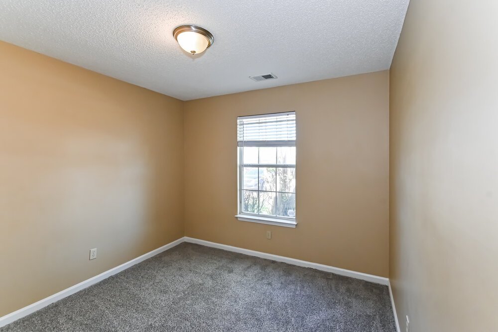 3-Bed Rental on 994 Painted Desert photo 16