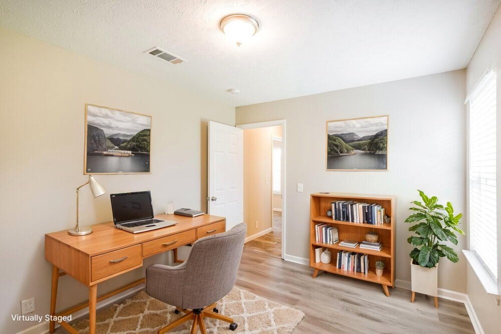 3-Bed Rental on 1312 S Hampton photo 16